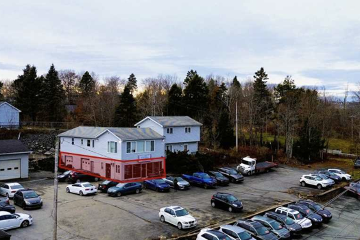 984 Sackville Drive